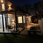 Brothers House 巴拉顿扎佐