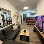 Holiday home Brothers House
