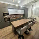 Holiday home Brothers House *
