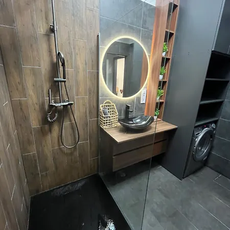 Brothers House Holiday home Balatonszarszo