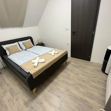 Brothers House בית נופש *