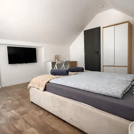 بيت للعطل Brothers House