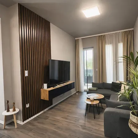 Brothers House בית נופש באלאטונסארסו