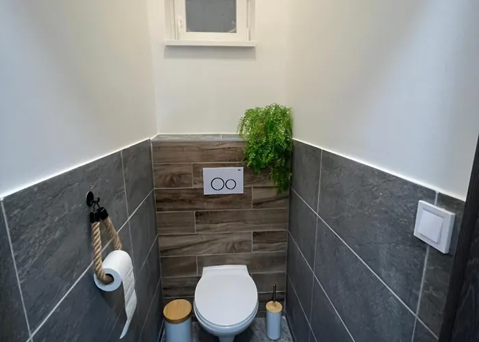 Brothers House באלאטונסארסו