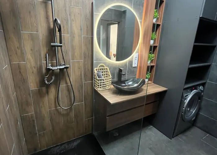 Brothers House בית נופש באלאטונסארסו